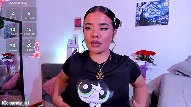 Shophie thoopson online show from June 2, 6:24 am