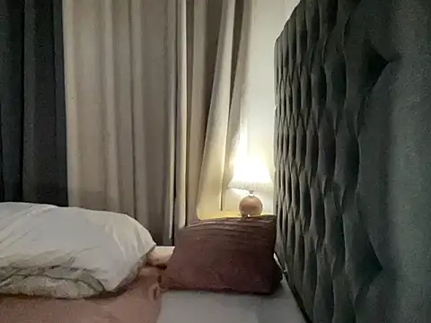 hotrerexxx online show from October 30, 8:45 am