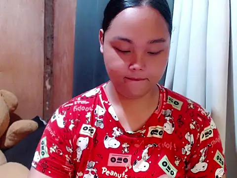 Snapshot of _Lylia chatting on December 23, 5:18 am Lylia online show from December 23, 5:18 am