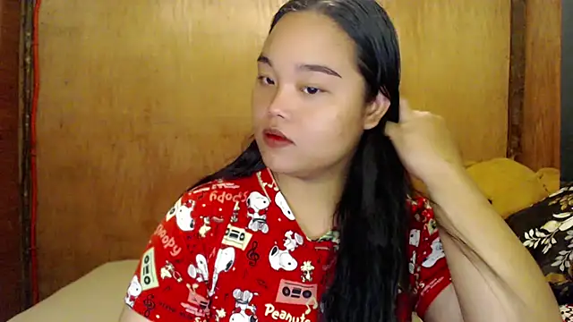  Lylia online show from November 10, 5:40 pm