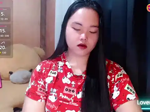 Snapshot of _Lylia chatting on June 25, 10:04 pm Lylia online show from June 25, 10:04 pm