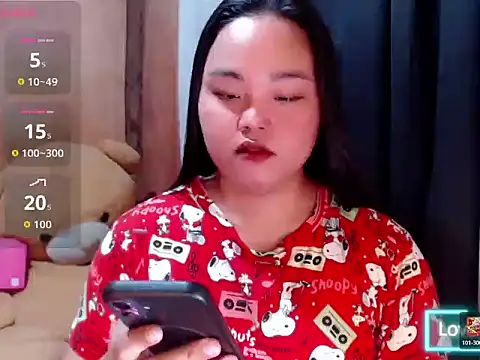 Snapshot of _Lylia chatting on July 17, 10:12 am Lylia online show from July 17, 10:12 am