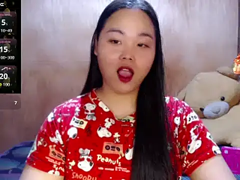 Snapshot of _Lylia chatting on June 4, 1:38 pm Lylia online show from June 4, 1:38 pm