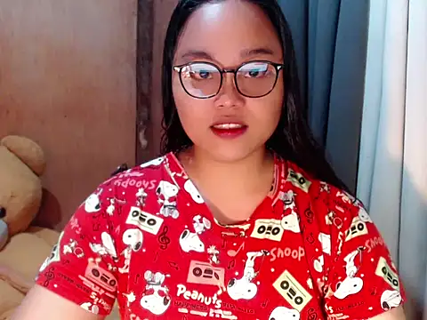 Snapshot of _Lylia chatting on November 15, 10:14 pm Lylia online show from November 15, 10:14 pm