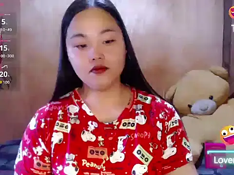 Snapshot of _Lylia chatting on June 5, 1:54 am Lylia online show from June 5, 1:54 am