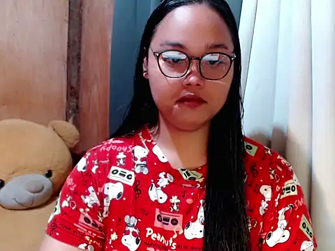 Snapshot of _Lylia chatting on February 8, 10:18 pm Lylia online show from February 8, 10:18 pm