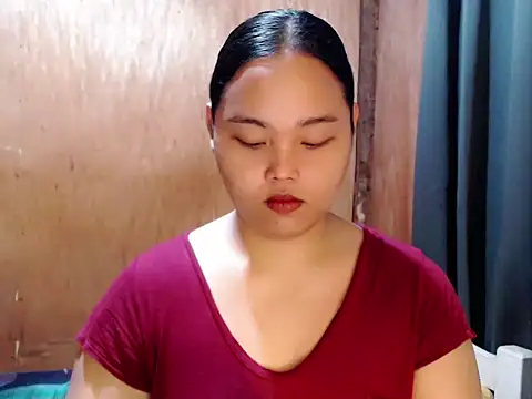  Lylia online show from March 7, 9:31 pm