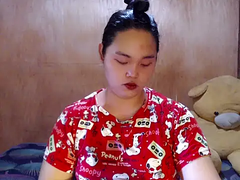  Lylia online show from May 7, 5:01 am
