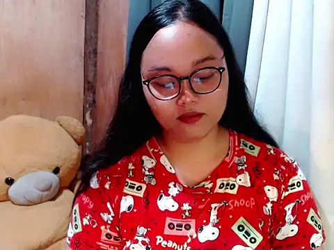 Snapshot of _Lylia chatting on February 4, 9:10 pm Lylia online show from February 4, 9:10 pm