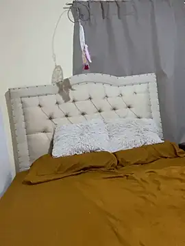 Snapshot of aphrodite_sexy chatting on June 8, 1:39 am aphrodite sexy online show from June 8, 1:39 am