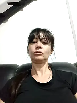 Snapshot of aphrodite_sexy chatting on February 13, 4:01 am aphrodite sexy online show from February 13, 4:01 am