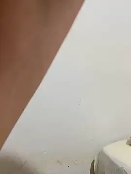 Snapshot of aphrodite_sexy chatting on February 16, 6:17 pm aphrodite sexy online show from February 16, 6:17 pm