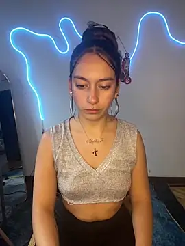 Alaska euphoria online show from November 19, 8:31 pm