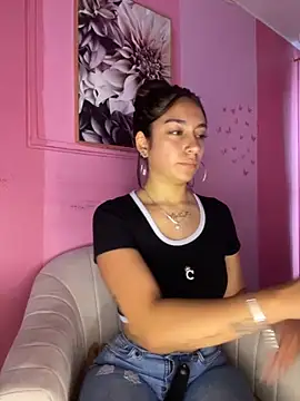 Alaska euphoria online show from December 4, 7:35 pm