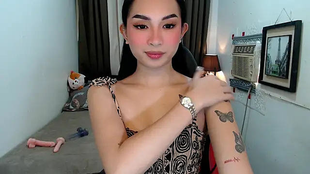 Snapshot of Goddess_Isabel chatting on October 22, 12:43 am Goddess Isabel online show from October 22, 12:43 am