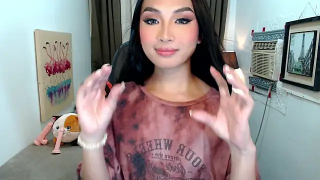 Snapshot of Goddess_Isabel chatting on October 8, 8:09 pm Goddess Isabel online show from October 8, 8:09 pm