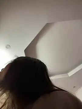 D2sweet online show from February 1, 5:00 pm