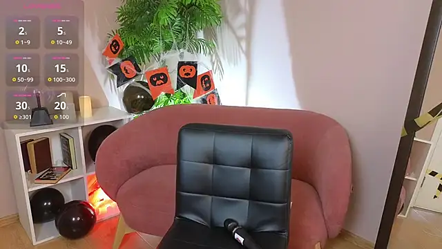 Mary Lane  online show from October 20, 8:09 pm