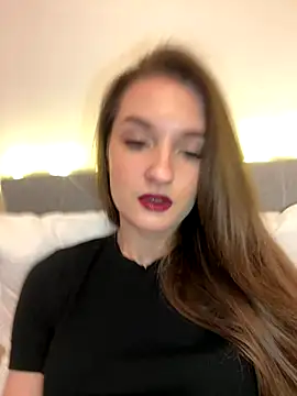 AdelinaEmber online show from October 3, 11:23 am