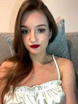 AdelinaEmber online show from September 19, 9:35 am