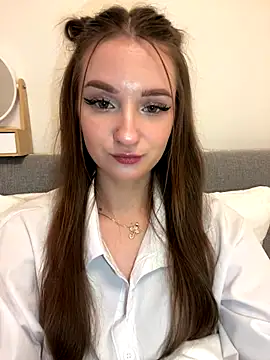 AdelinaEmber online show from November 18, 11:46 am