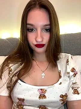 AdelinaEmber online show from October 6, 11:44 am