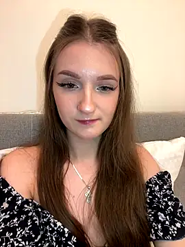 AdelinaEmber online show from November 16, 9:03 am