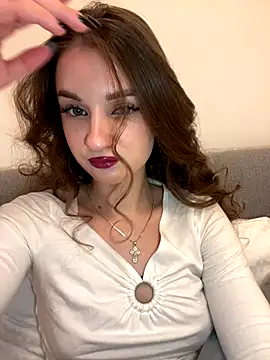 AdelinaEmber online show from November 4, 11:58 am