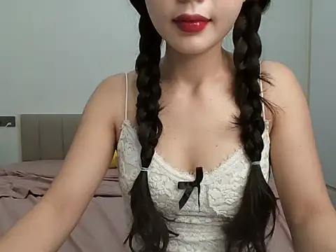 Lucie-Sexy2k online show from June 17, 6:57 am