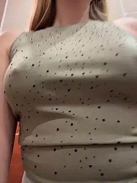 Snapshot of Umka-29 chatting on November 30, 7:03 pm Umka-29 online show from November 30, 7:03 pm