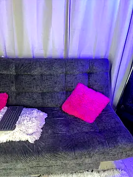 Snapshot of Alexa__Blue chatting on October 3, 4:08 pm Alexa  Blue online show from October 3, 4:08 pm