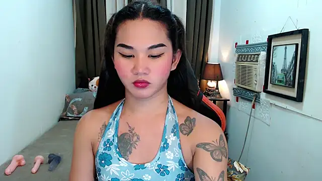 Snapshot of lil_fantacy chatting on October 12, 9:32 am lil fantacy online show from October 12, 9:32 am