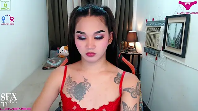 lil fantacy online show from November 26, 6:41 pm