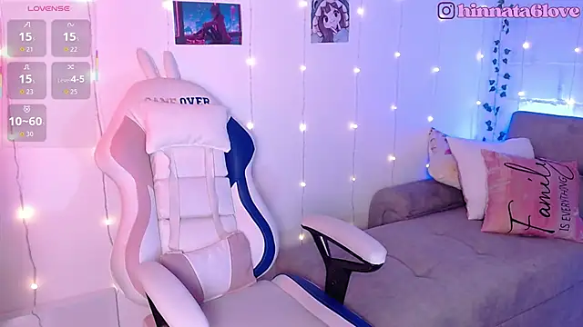 hinnata lovely online show from November 12, 12:20 pm