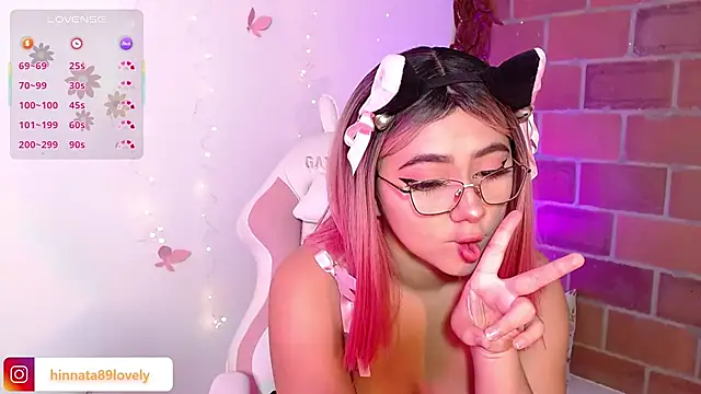 Snapshot of hinnata_lovely chatting on September 11, 12:05 pm hinnata lovely online show from September 11, 12:05 pm