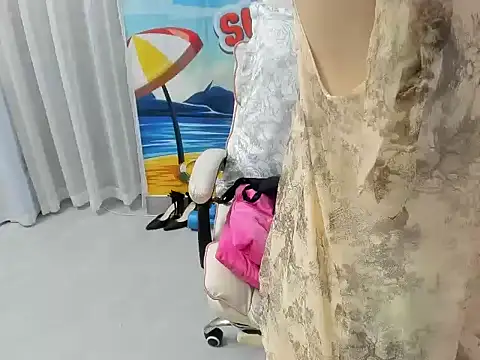 LuckyBabe new01 online show from April 3, 4:08 am