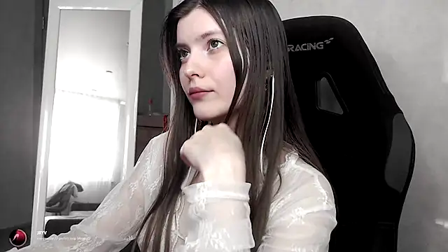 cute elfy  online show from September 14, 2:17 pm