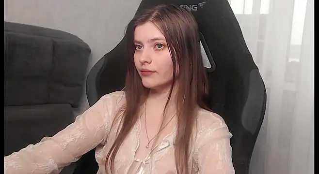 cute elfy  online show from December 21, 1:13 pm