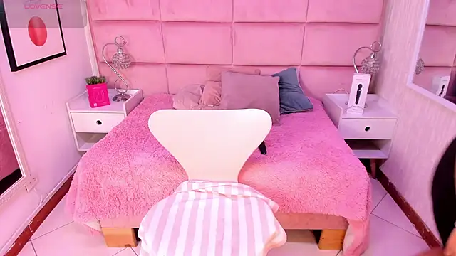 Janah Myers online show from February 28, 12:49 pm