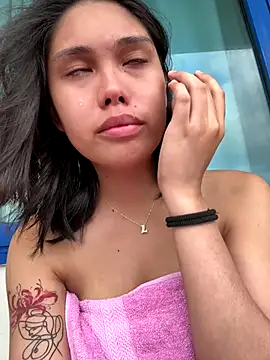 Snapshot of Griselda_beatriz3 chatting on December 16, 12:59 am Griselda beatriz3 online show from December 16, 12:59 am