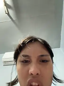 Snapshot of Griselda_beatriz3 chatting on November 9, 10:19 am Griselda beatriz3 online show from November 9, 10:19 am