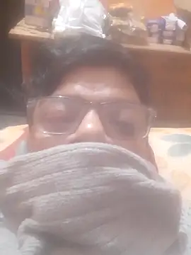 Snapshot of Puneet_1234 chatting on January 5, 5:27 pm Puneet 1234 online show from January 5, 5:27 pm