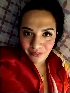 enoria1992 online show from December 13, 10:05 pm