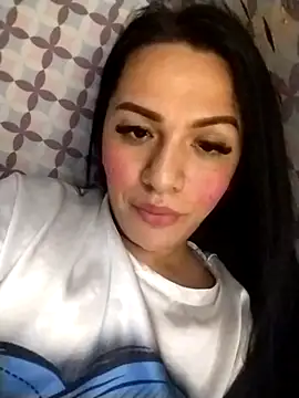 enoria1992 online show from March 16, 7:05 pm