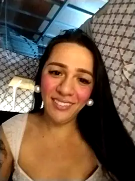 enoria1992 online show from March 18, 9:15 pm