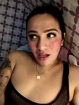 enoria1992 online show from December 19, 5:54 am