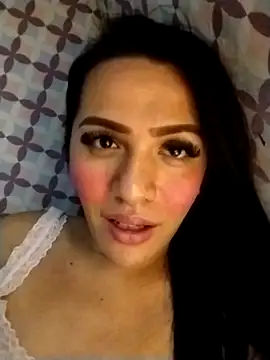 enoria1992 online show from March 18, 12:47 am