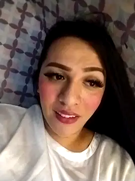 enoria1992 online show from February 11, 2:11 am