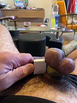 Snapshot of jackadi33 chatting on September 27, 12:22 pm jackadi33 online show from September 27, 12:22 pm