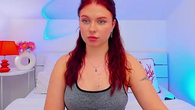 LizyBex online show from April 2, 12:23 pm